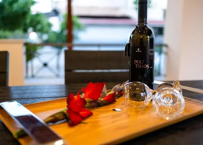 Filiatra Downtown Cozy Retreat - Homely Vibes