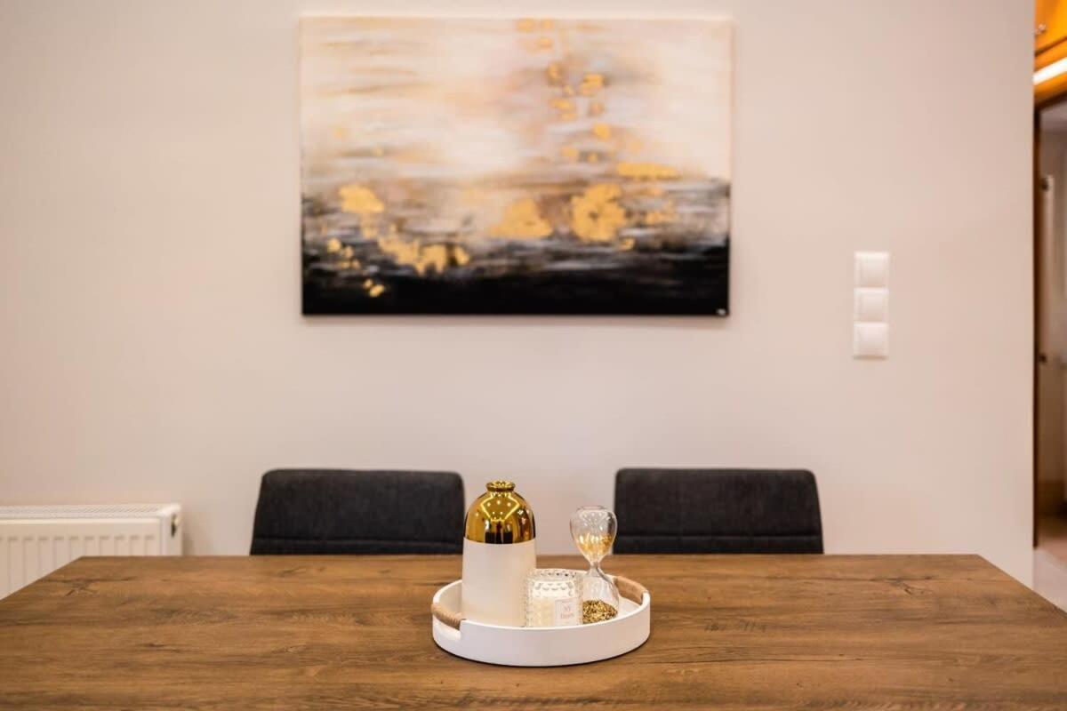 Downtown Cozy Retreat - Homely Vibes *