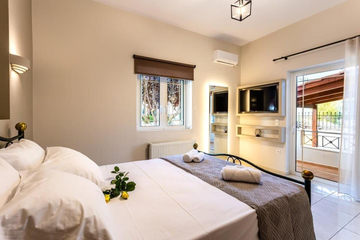 Hébergement de vacances Downtown Cozy Retreat - Homely Vibes Filiatra